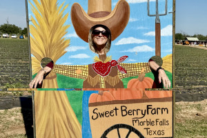 Safari at Sweet Berry Farm